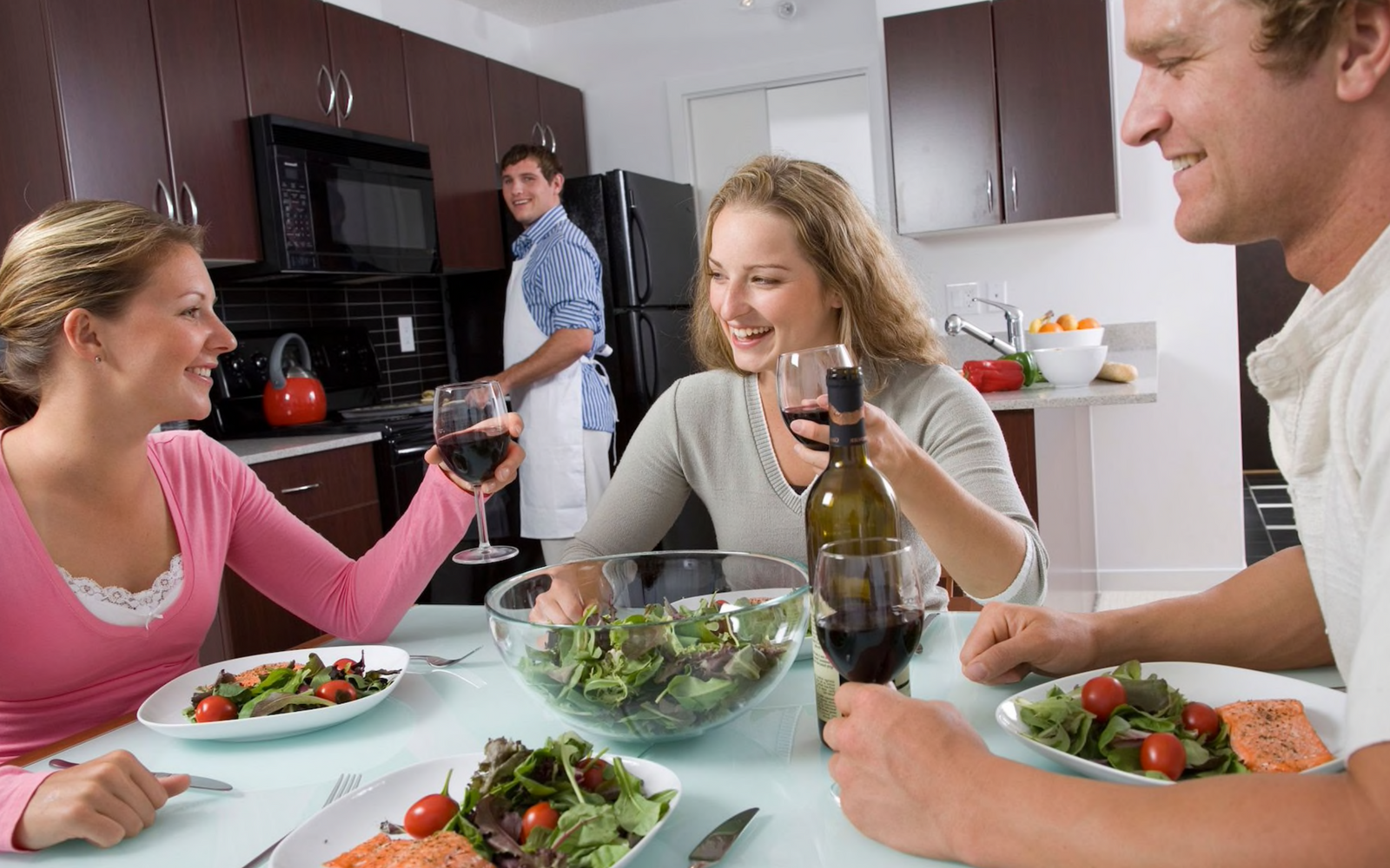 Eat Slowly And Avoid Meals Two Hours Before Bedtime To Stay Slim