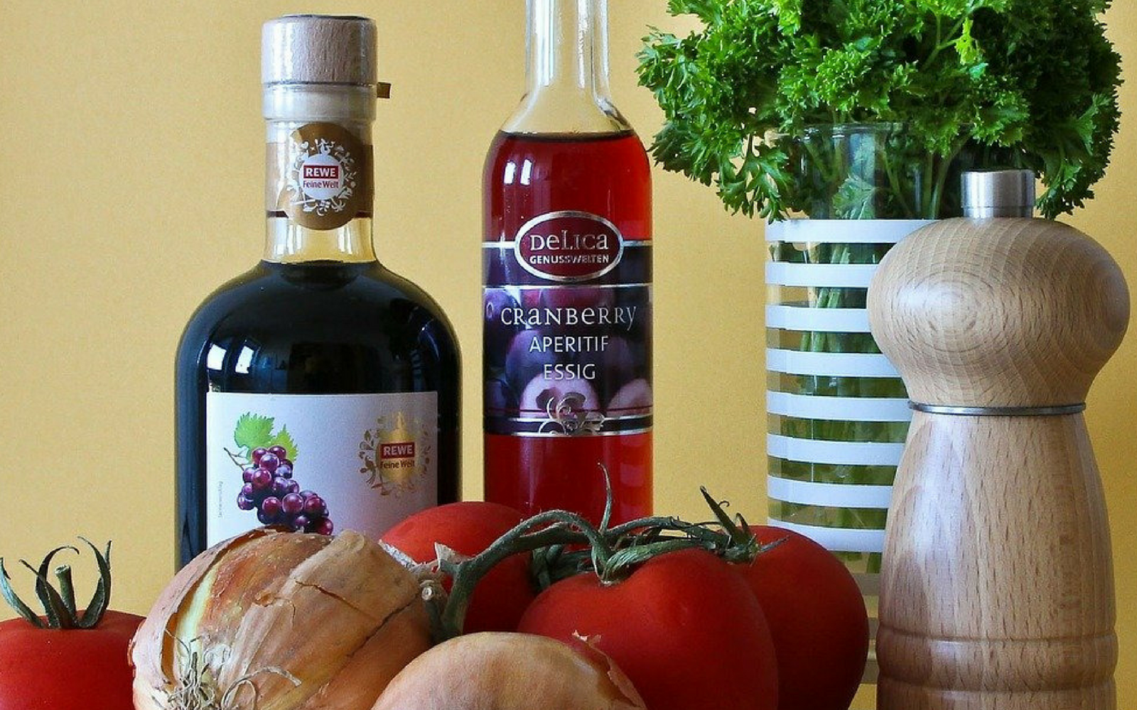 Ties Between Diets And Skin Care